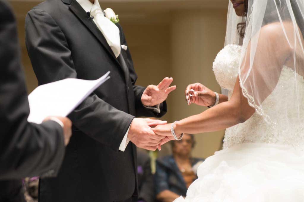 wedding officiants cost